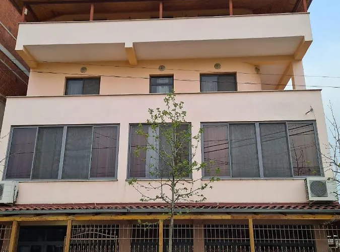 民宿 Bar Kafe Pjetri Patza-Kuqani