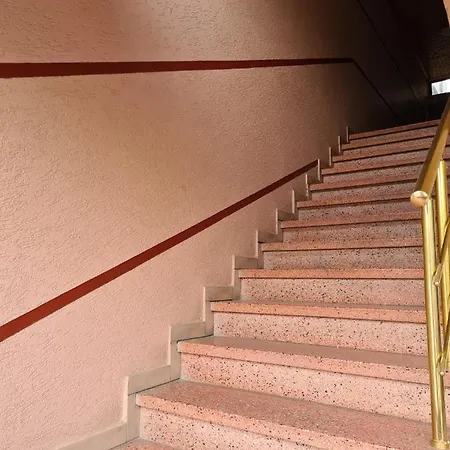 Bar Kafe Pjetri Privat bolig Patza-Kuqani