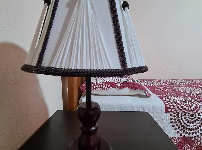 Bar Kafe Pjetri Ubytování v soukromí *